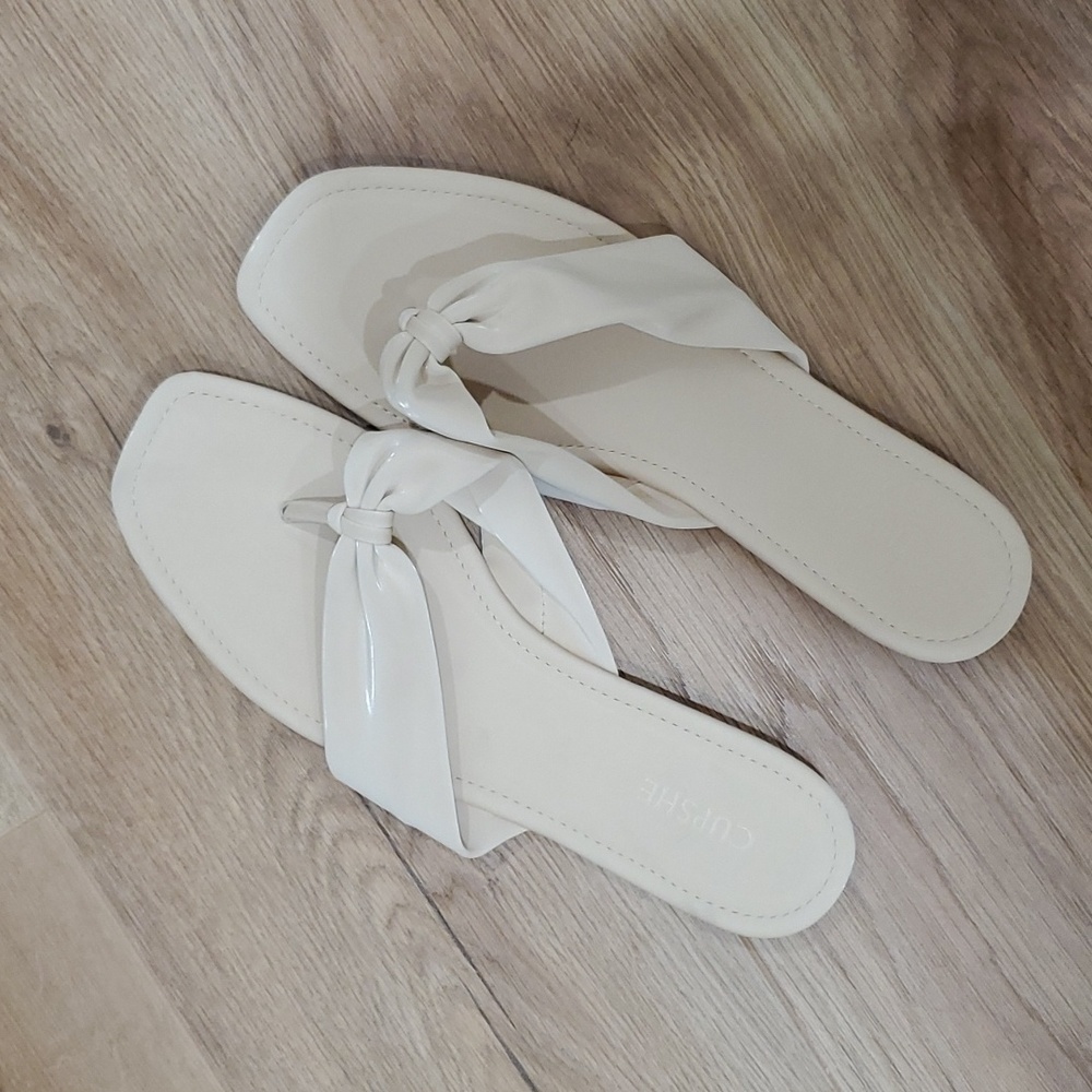 Brand New Cupshe Sandals Cream - Size 8 - Picture 3 of 7